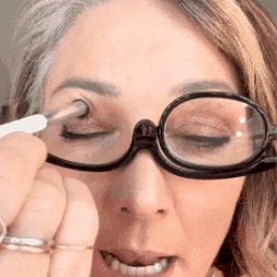 Gafas con aumento para maquillaje - Son giratorias 180° y portátiles✨Hoy 50% DCTO